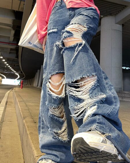 Ripped wide leg jeans