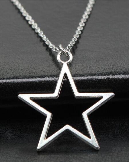 Hollow Star Pendant Necklace