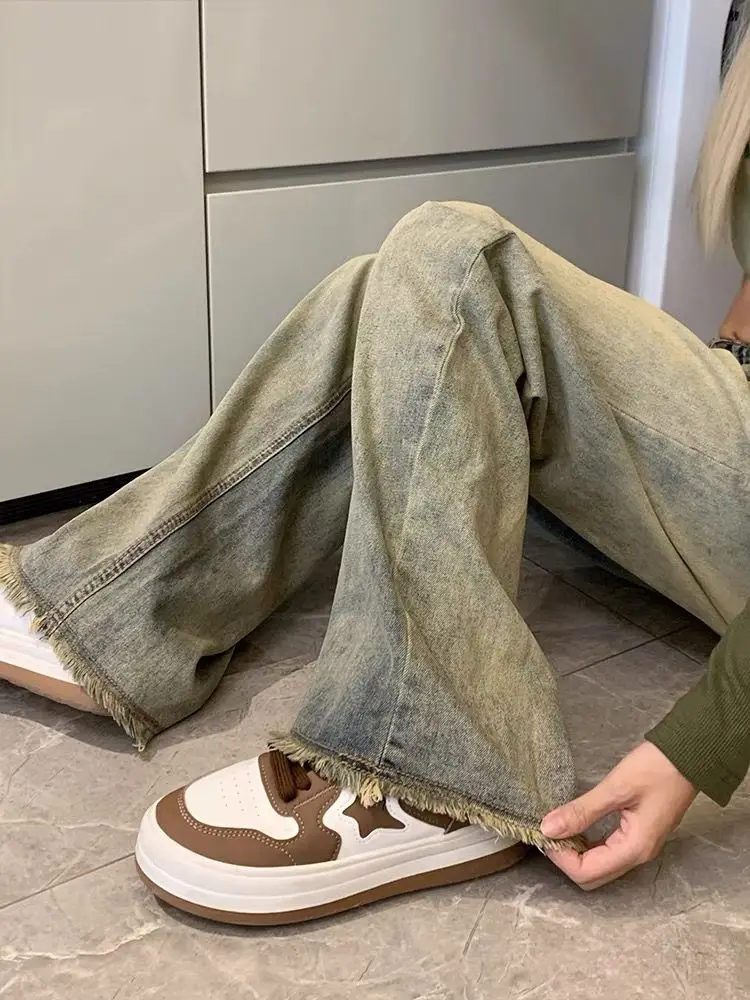 Baggy Distressed Jeans