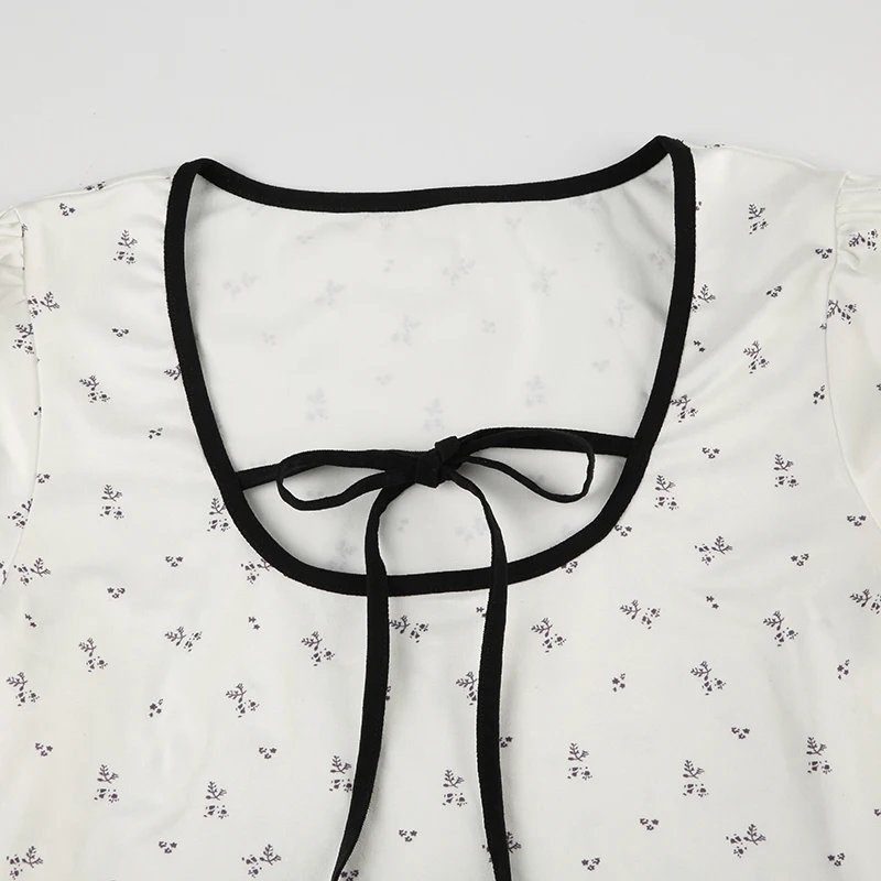 Floral Print Square Collar T-shirt