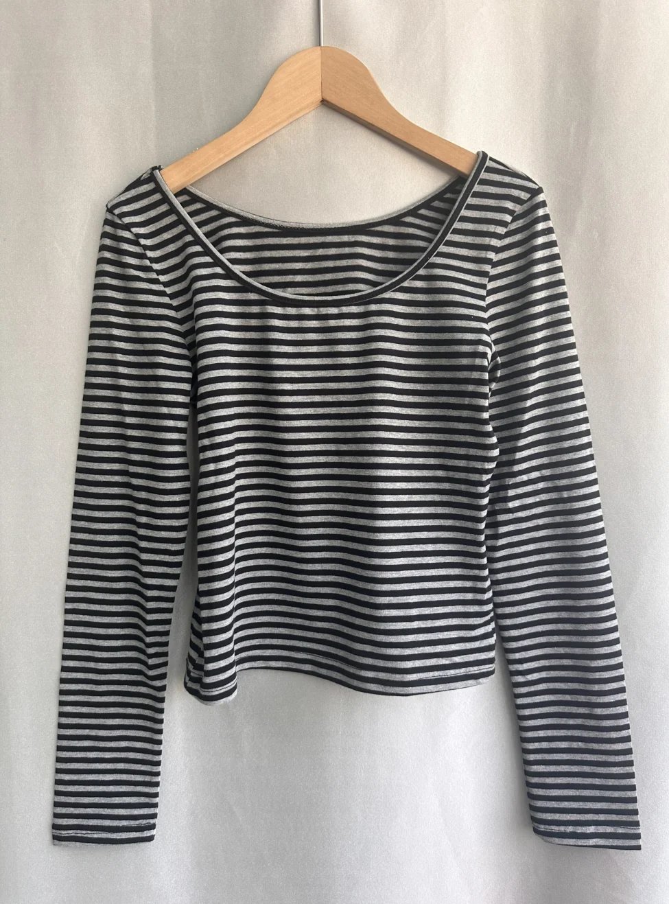 Stripes Versatile Slim Fit Long Sleeved top