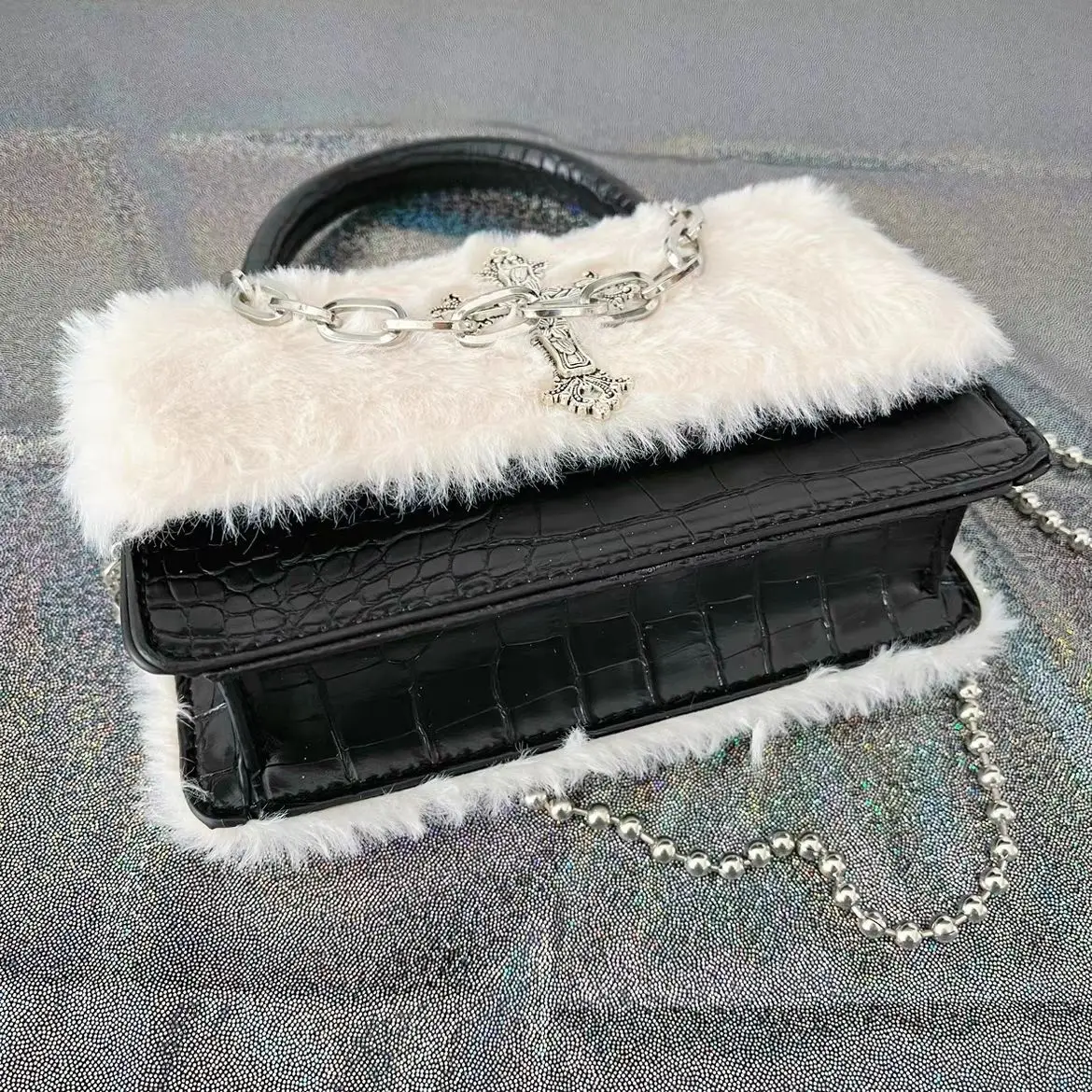 Chains Crossbody Bag