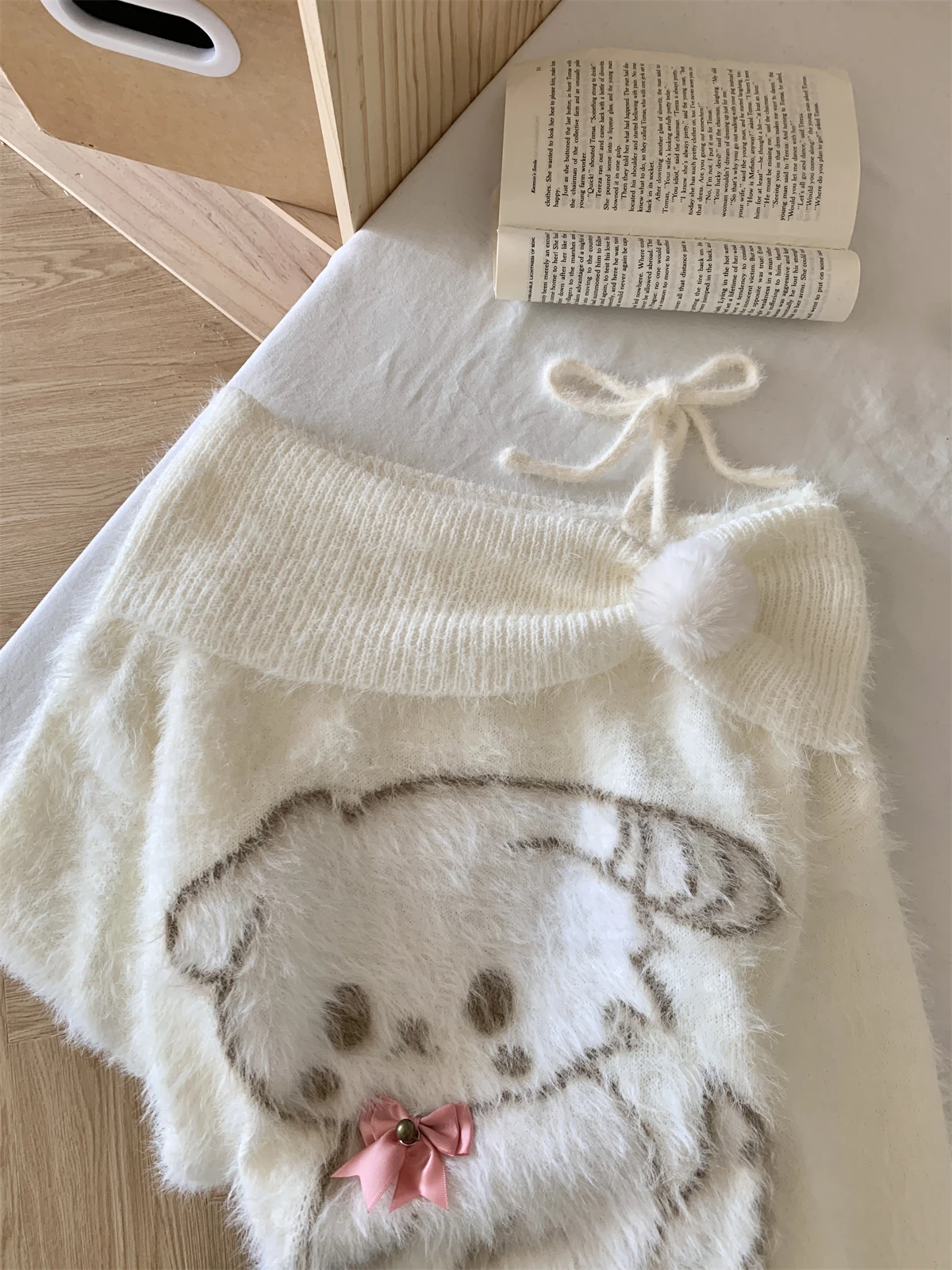 Cartoon Dog Off Shoulder Long Sleeve Sweater Cartoon Dog Off Shoulder Long Sleeve Sweater