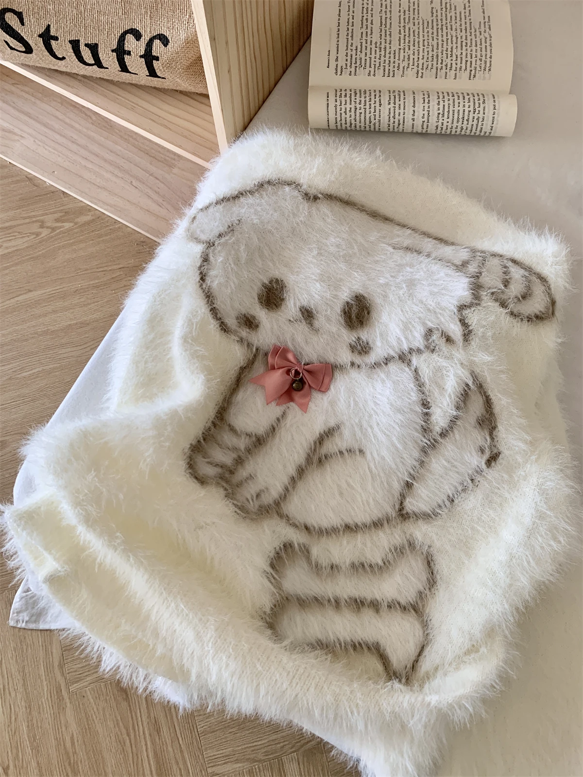 Cartoon Dog Off Shoulder Long Sleeve Sweater Cartoon Dog Off Shoulder Long Sleeve Sweater