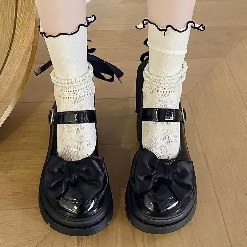 Kawaii Pearl Chain Mary Jane