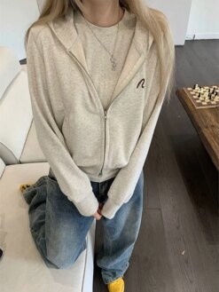 Lettering Zip Hoodie Hoodies & Sweatshirts Outerwear