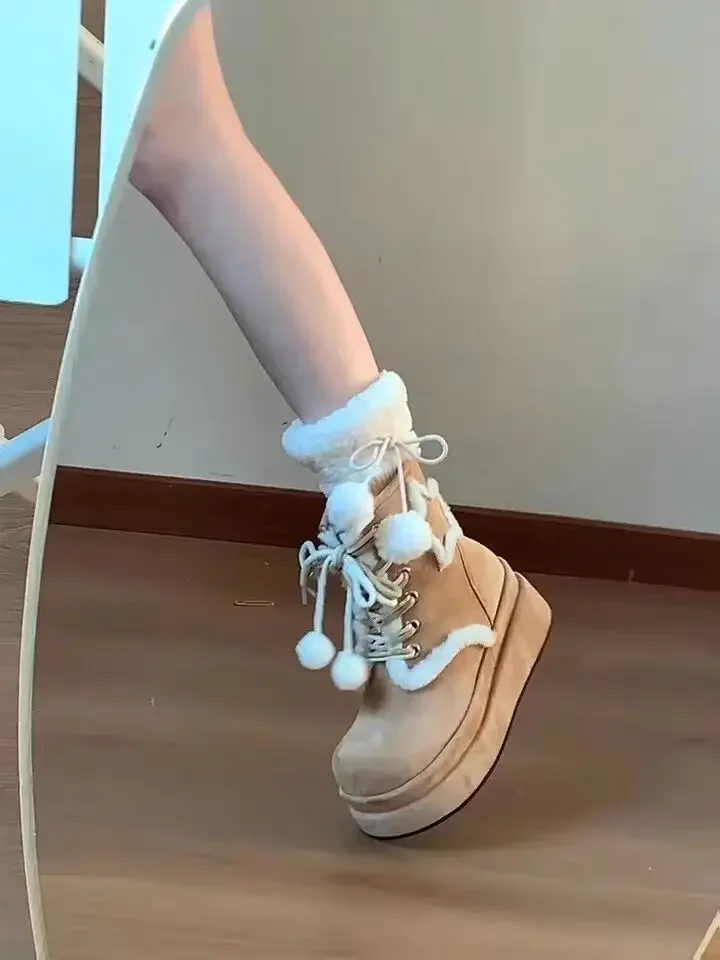 Round Toe Plush Fleece Boots