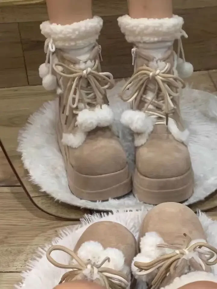 Round Toe Plush Fleece Boots