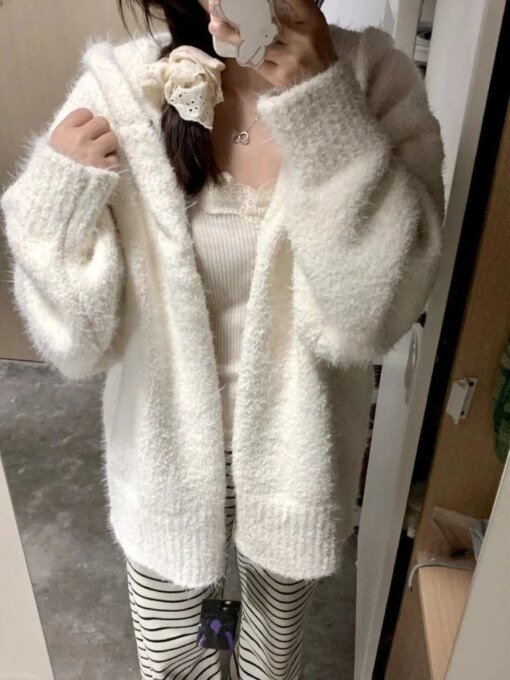 Casual White Knitted Cardigan