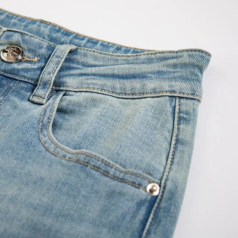 Loose flower Embroidery Jean