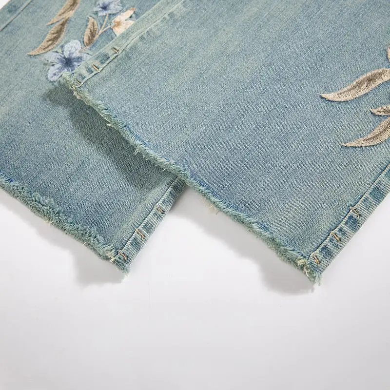 Loose flower Embroidery Jean