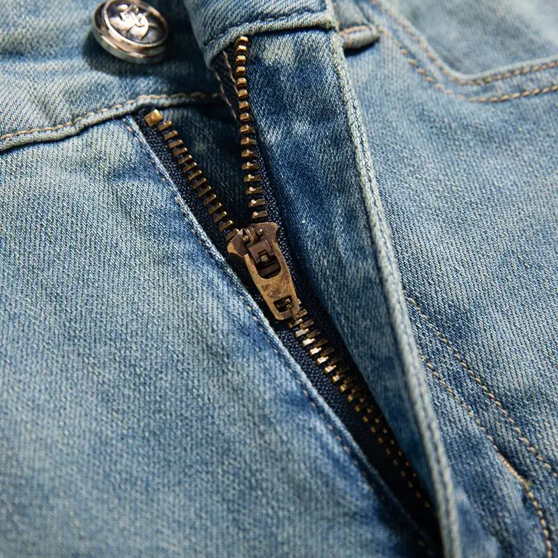 Loose flower Embroidery Jean