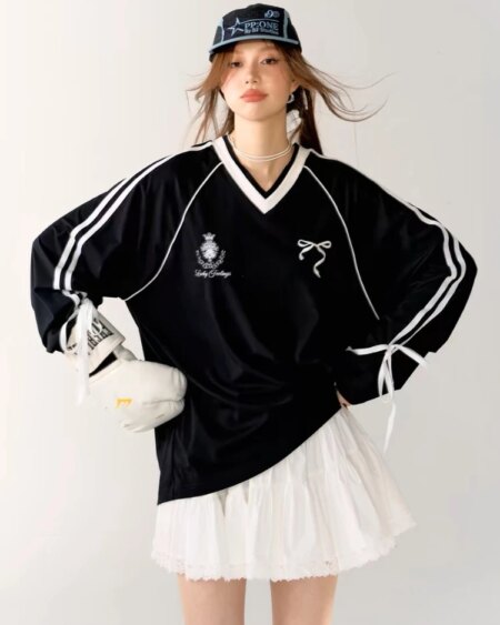 Oversized V-neck black jersey bow Tee
