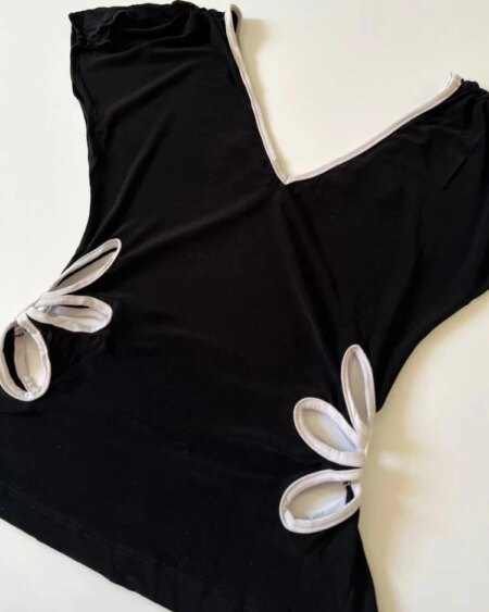 Vintage Hollow Out V Neck Backless Crop Top