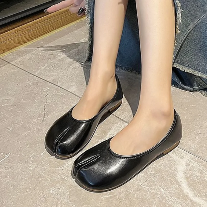 Tabi Ninja Suede Flats shoes Tabi Ninja Suede Flats shoes