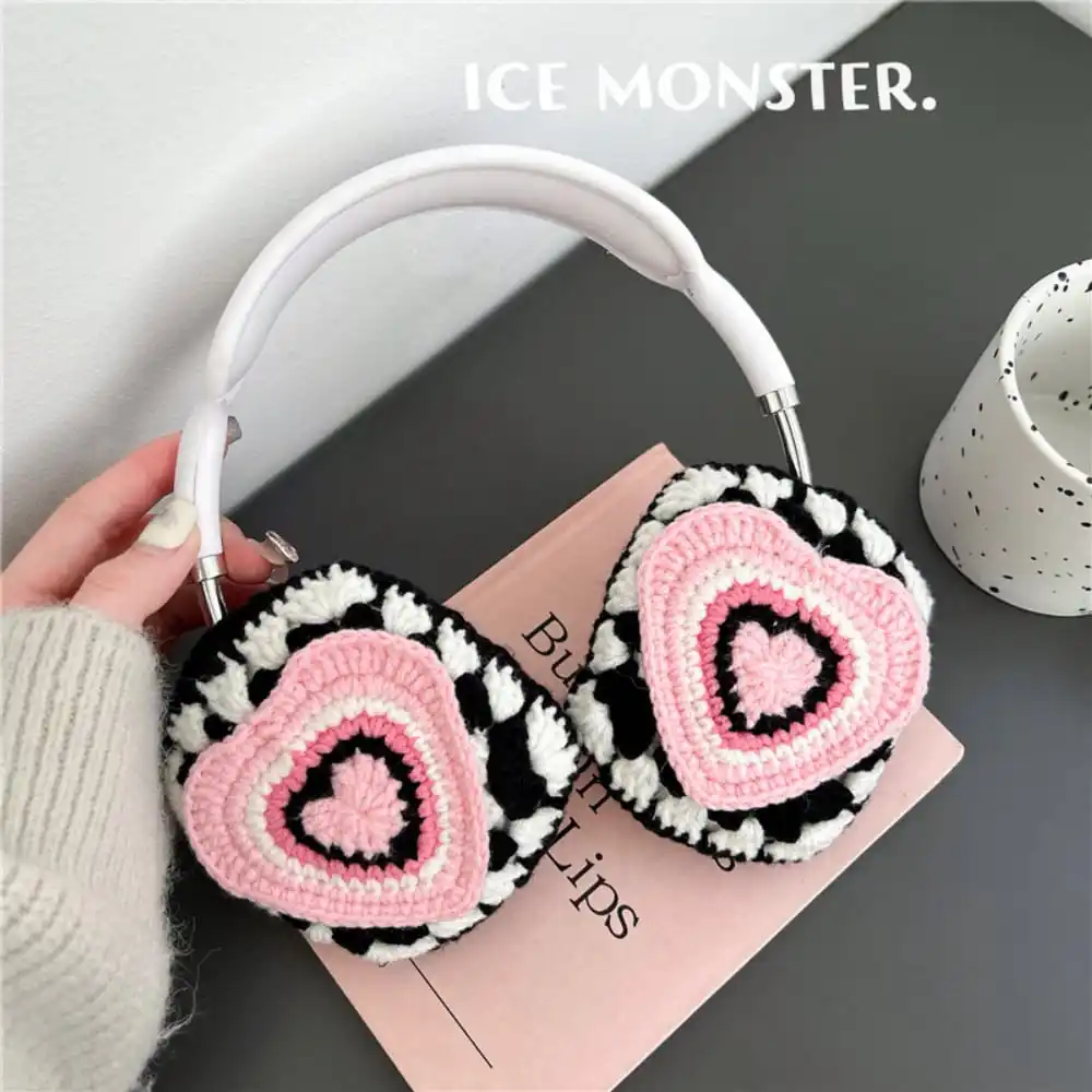 Bow Crochet AirPods Max Case