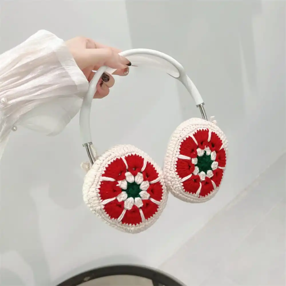 Bow Crochet AirPods Max Case