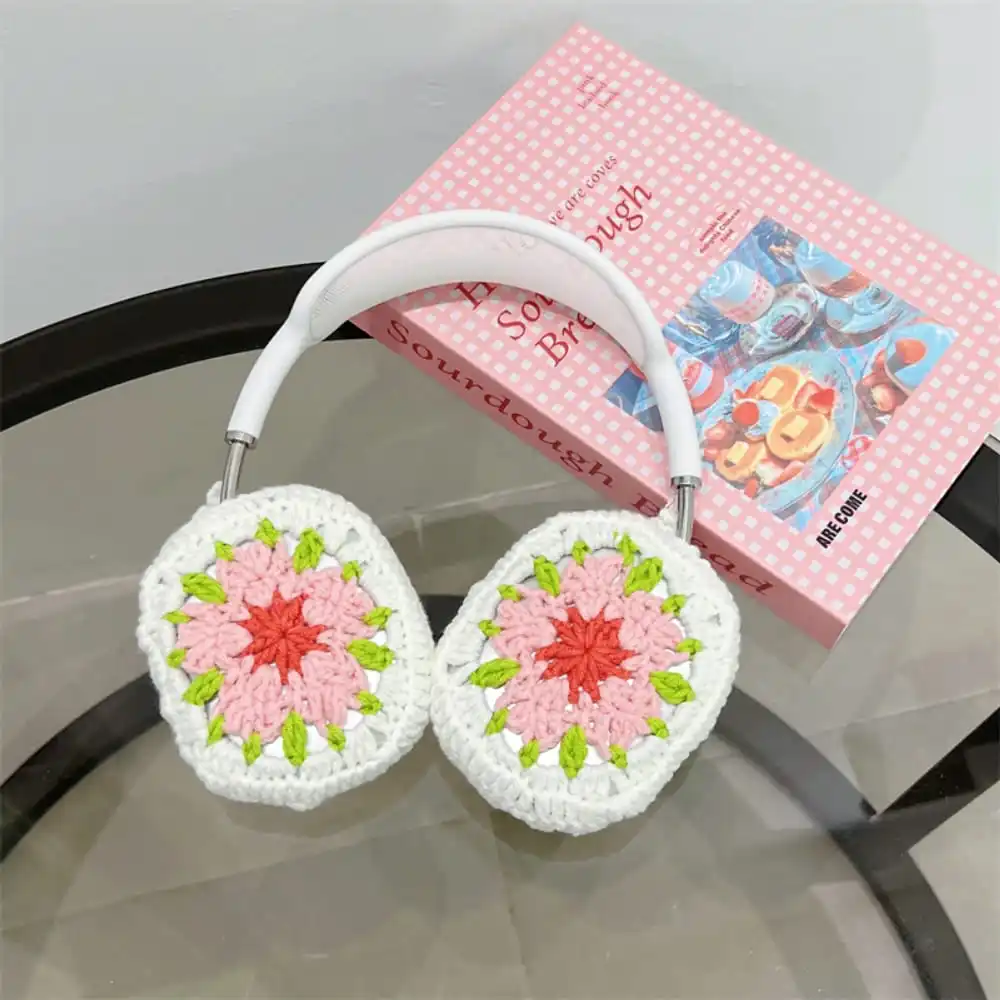 Bow Crochet AirPods Max Case