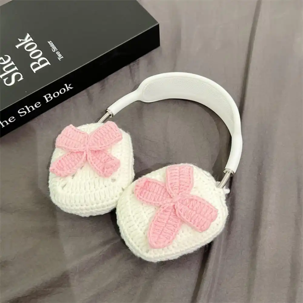 Bow Crochet AirPods Max Case