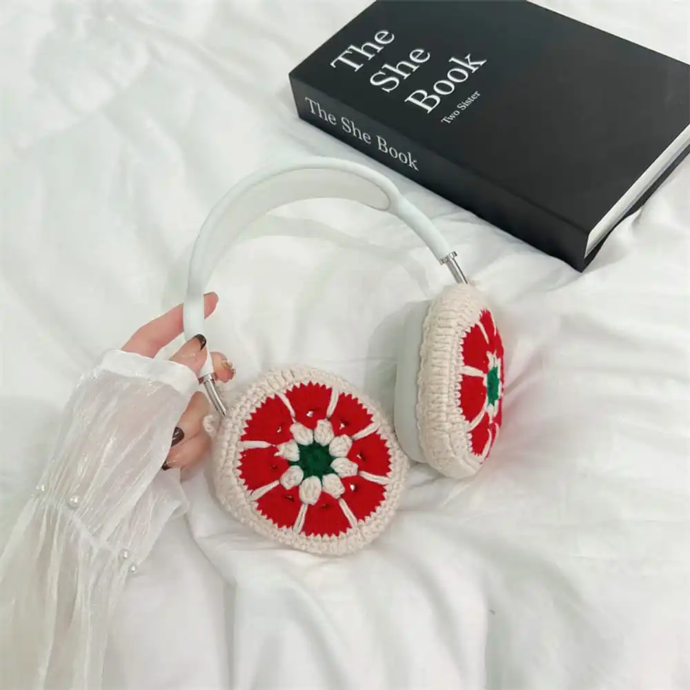 Bow Crochet AirPods Max Case