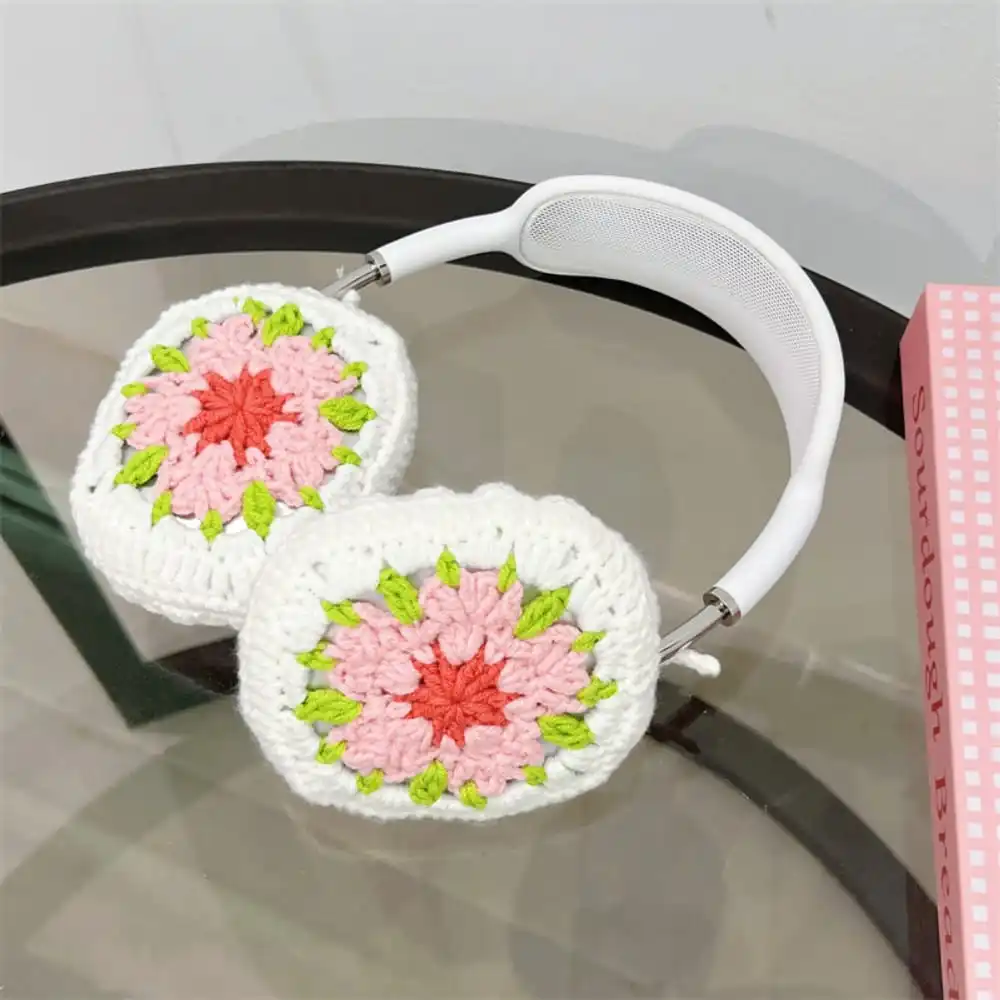 Bow Crochet AirPods Max Case