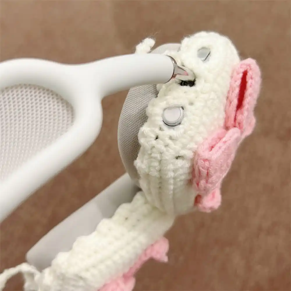 Bow Crochet AirPods Max Case