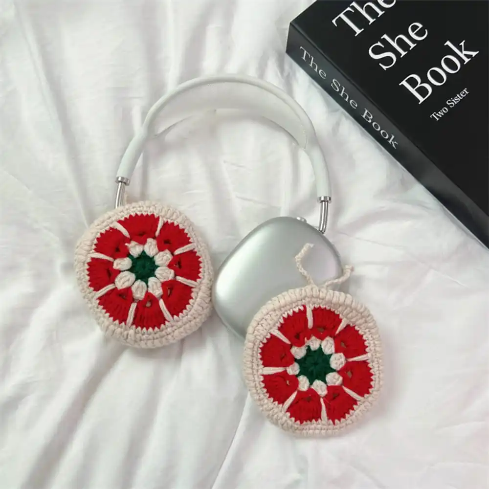 Bow Crochet AirPods Max Case