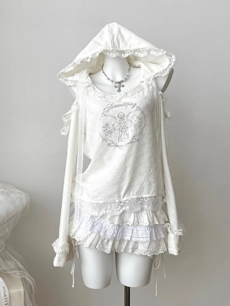 Two-piece set in Japanese Preppy Kawaii style.