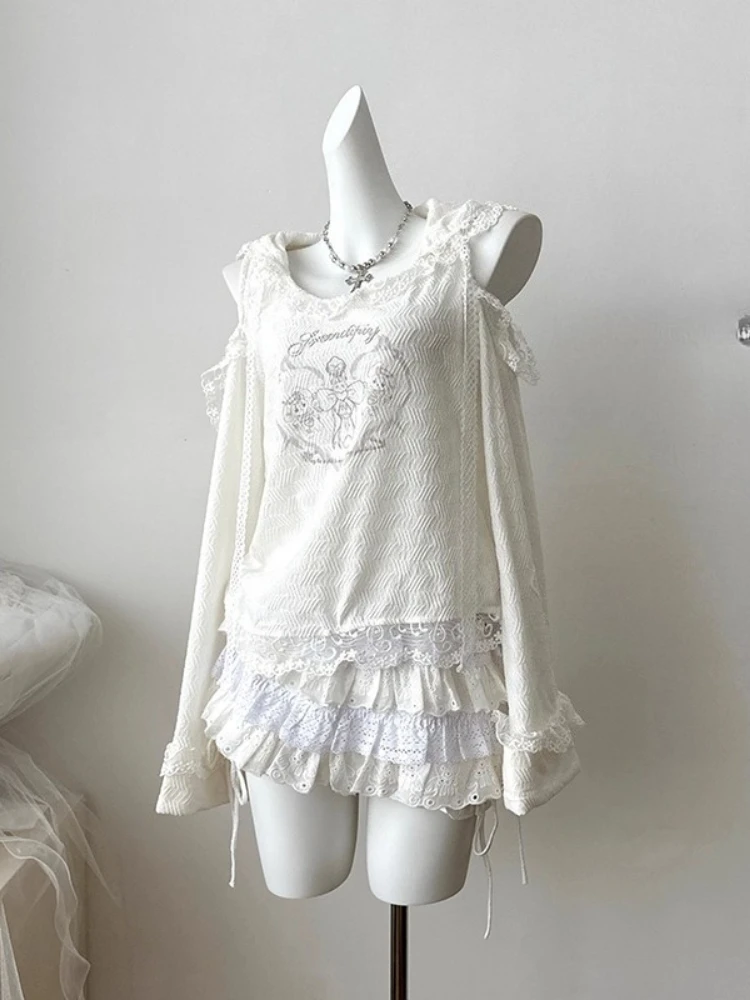 Two-piece set in Japanese Preppy Kawaii style.