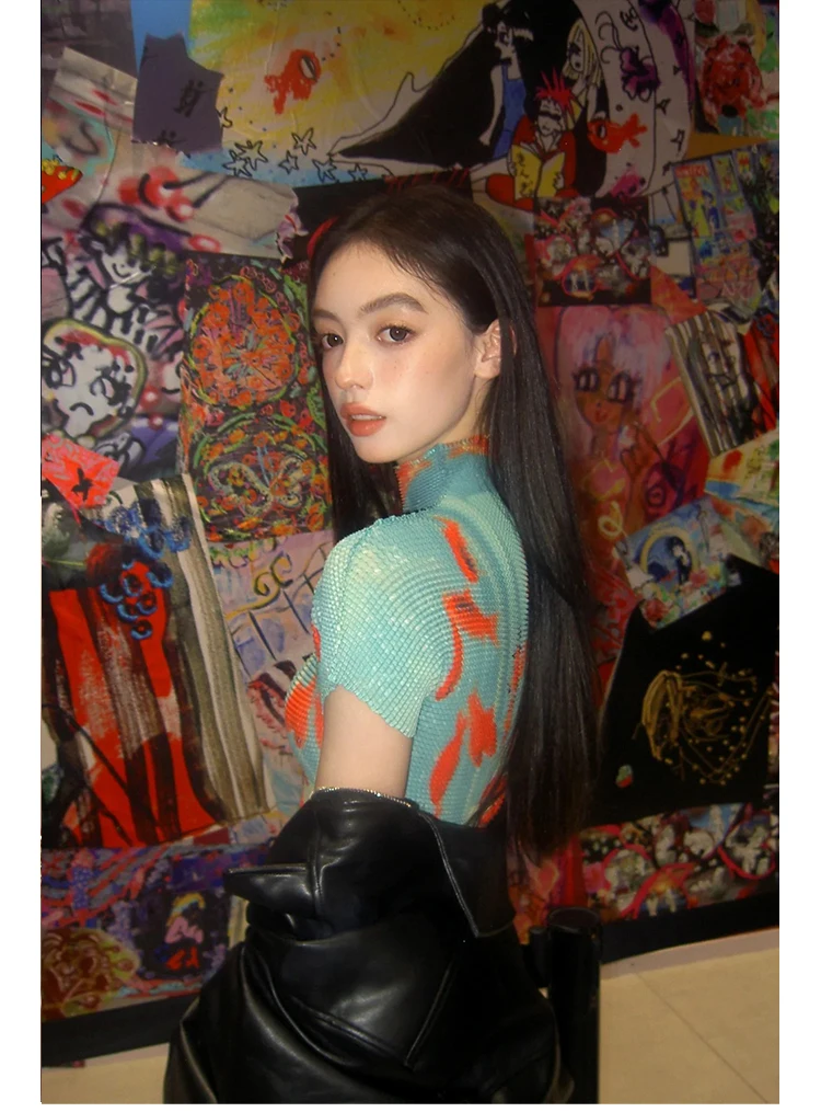 Bodycon Tie-Dye Crop Top