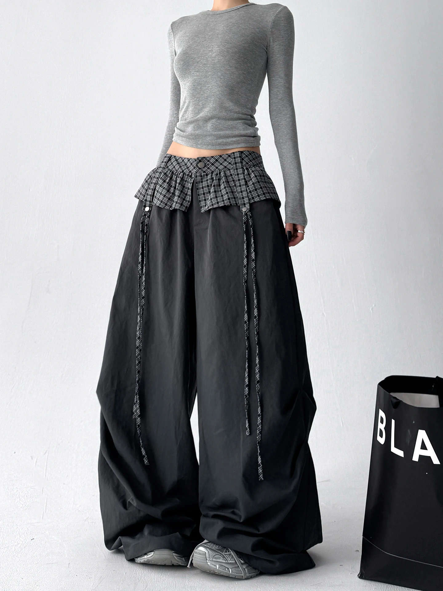 Black Gothic Oversize Parachute Pants Black Gothic Oversize Parachute Pants - Image 4