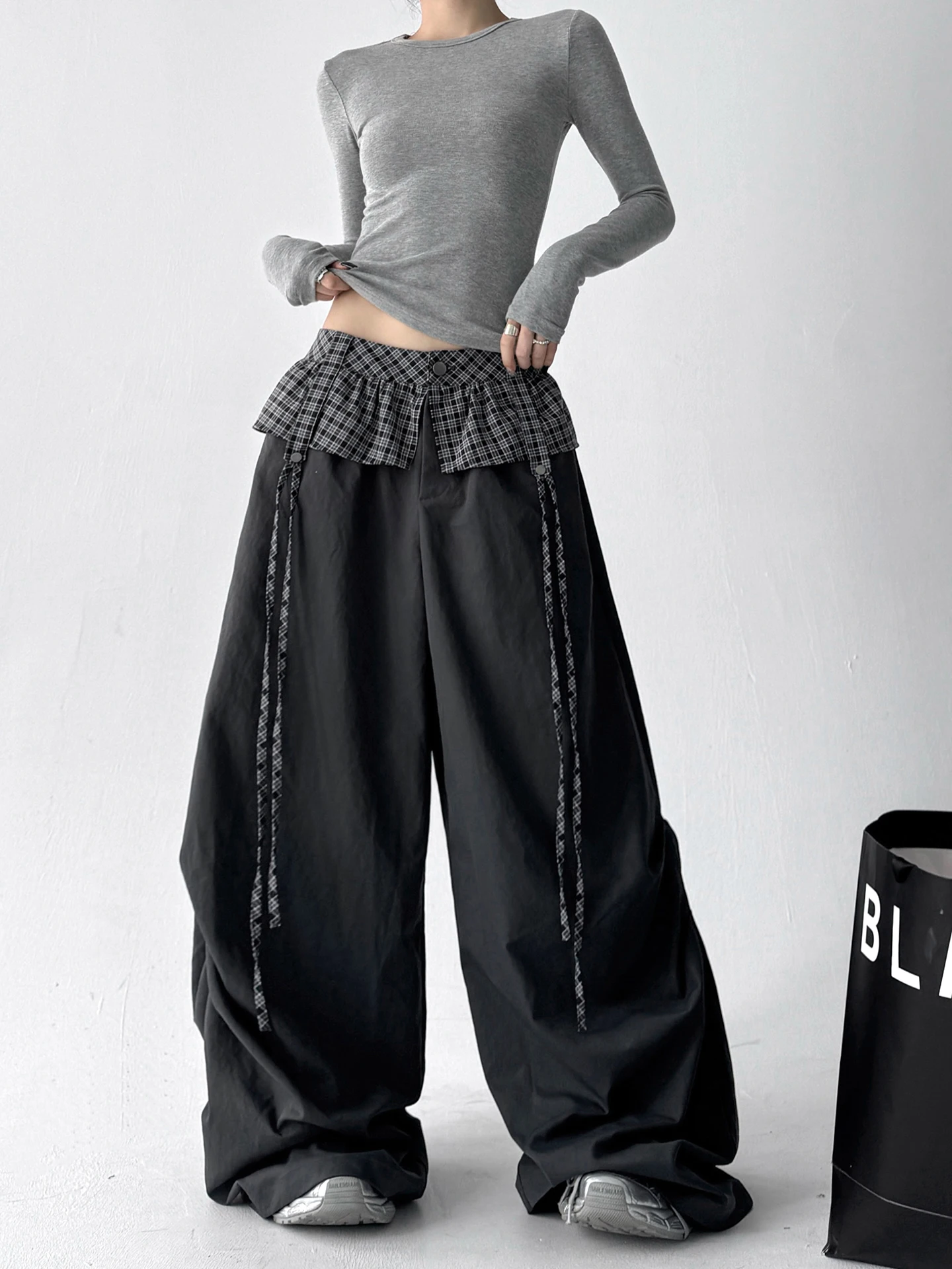 Black Gothic Oversize Parachute Pants Black Gothic Oversize Parachute Pants - Image 3