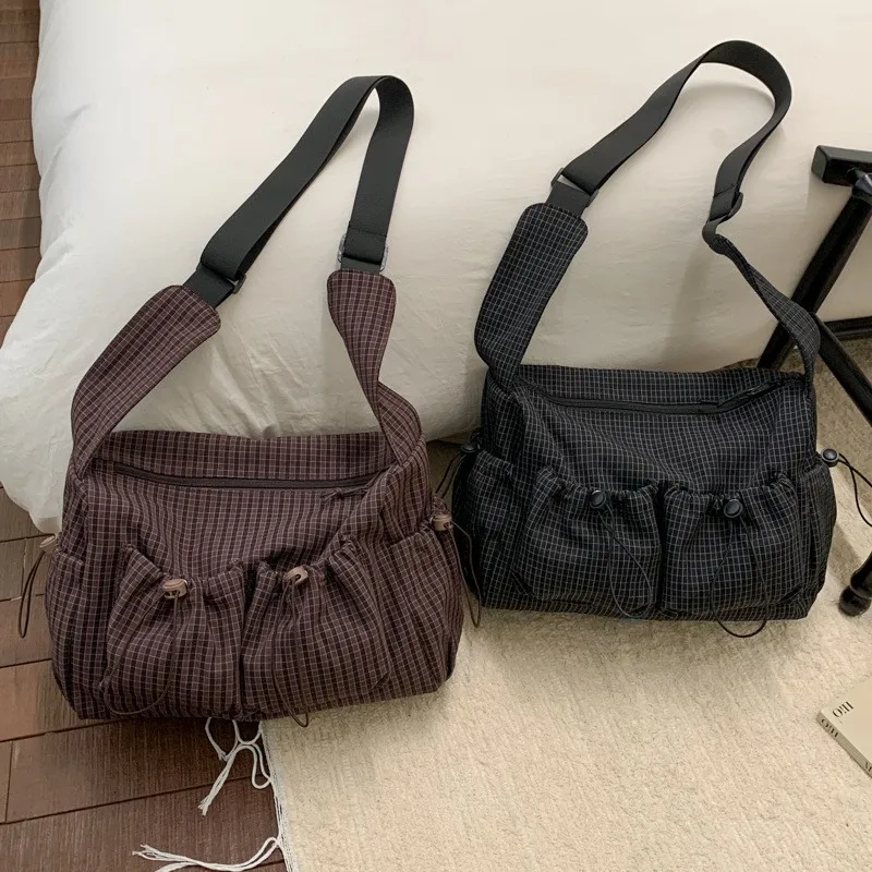 Korean nylon shoulder bag Korean nylon shoulder bag