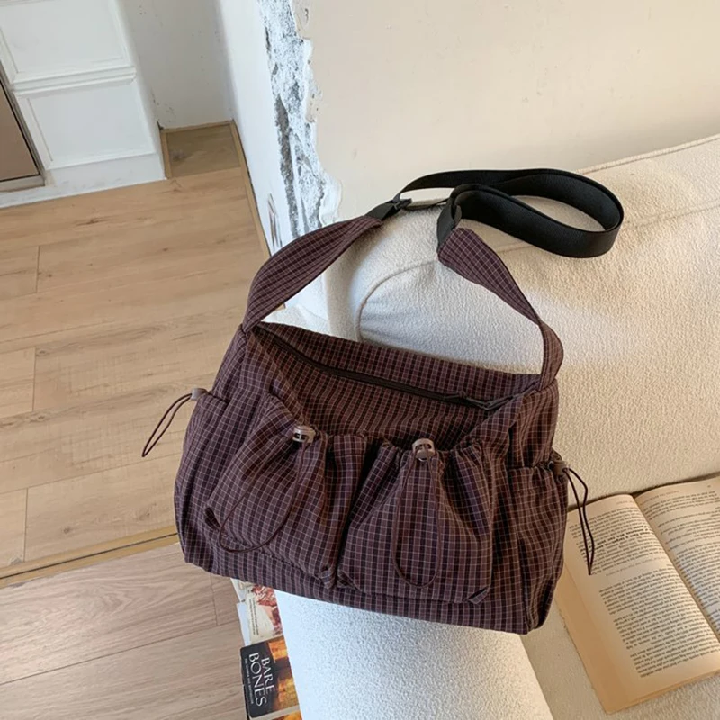 Korean nylon shoulder bag Korean nylon shoulder bag