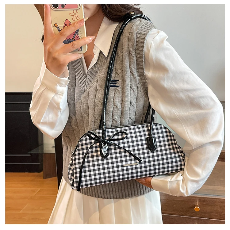 Retro American Style Crossbody Bag