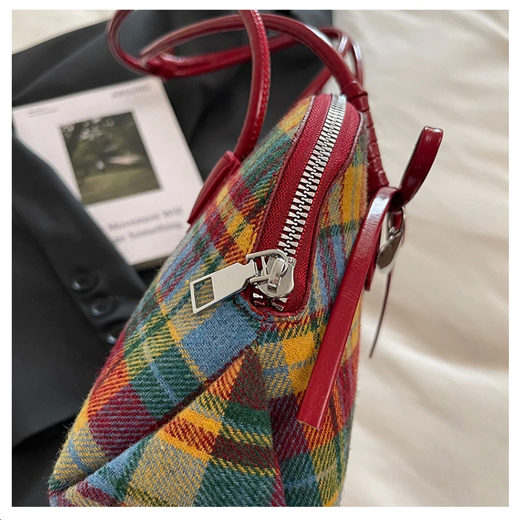 Retro American Style Crossbody Bag