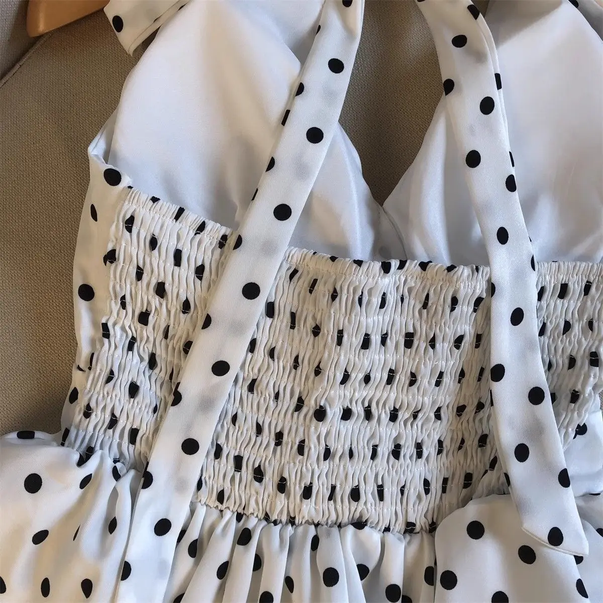 Polka Dots V neck Crop Tops