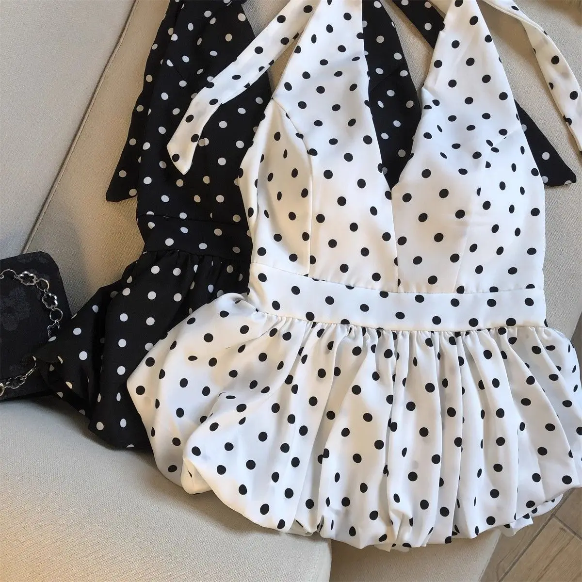 Polka Dots V neck Crop Tops