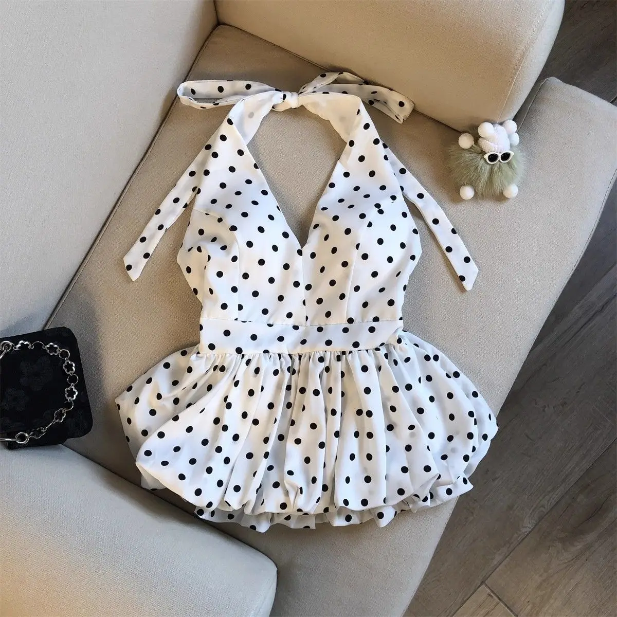 Polka Dots V neck Crop Tops
