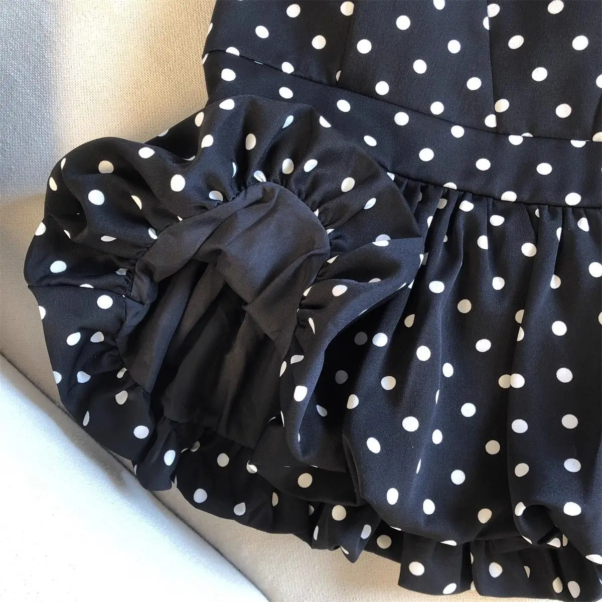 Polka Dots V neck Crop Tops