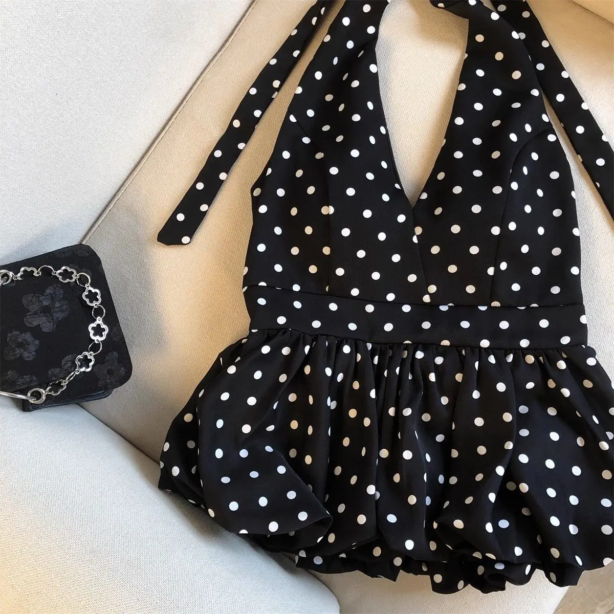 Polka Dots V neck Crop Tops