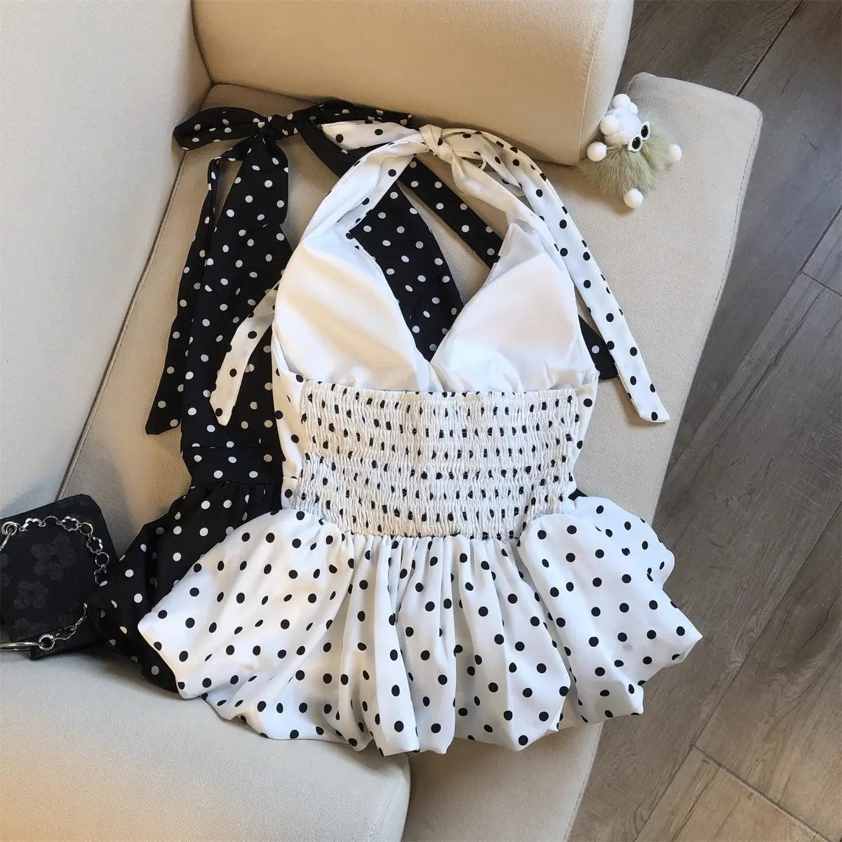 Polka Dots V neck Crop Tops