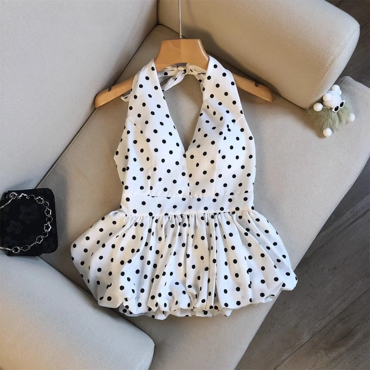 Polka Dots V neck Crop Tops