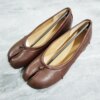 Mira Split-Toe Low Heel Shoes - Image 4